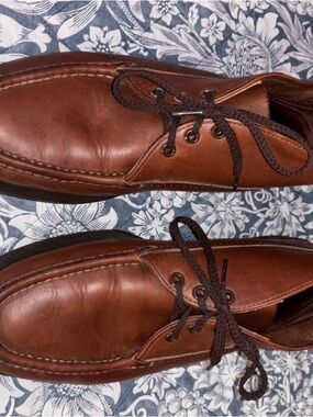 Men's Russell Moccasin Brown Leather Chukka Boots - Classic Lace-Up Style